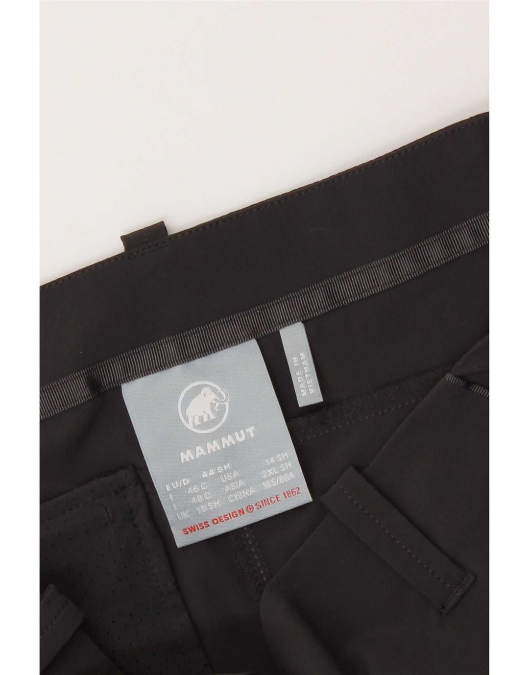 Pantaloni scurti cargo pentru femei Mammut UK 18 XL W36 gri