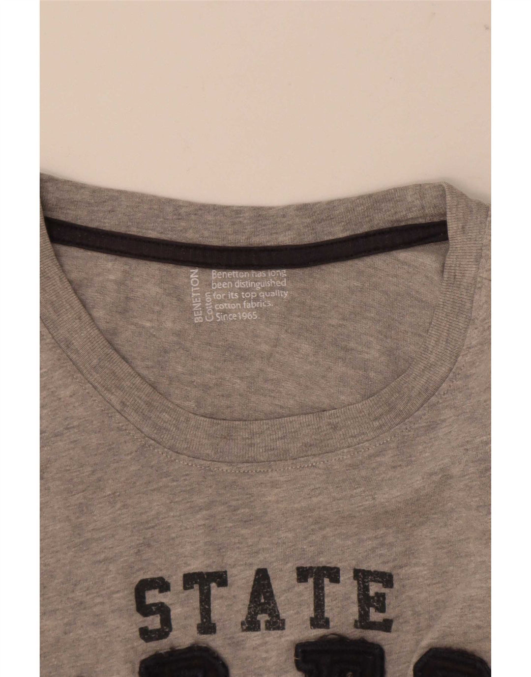 Tricou grafic Benetton pentru bărbați Top mare, gri, bumbac cu pete