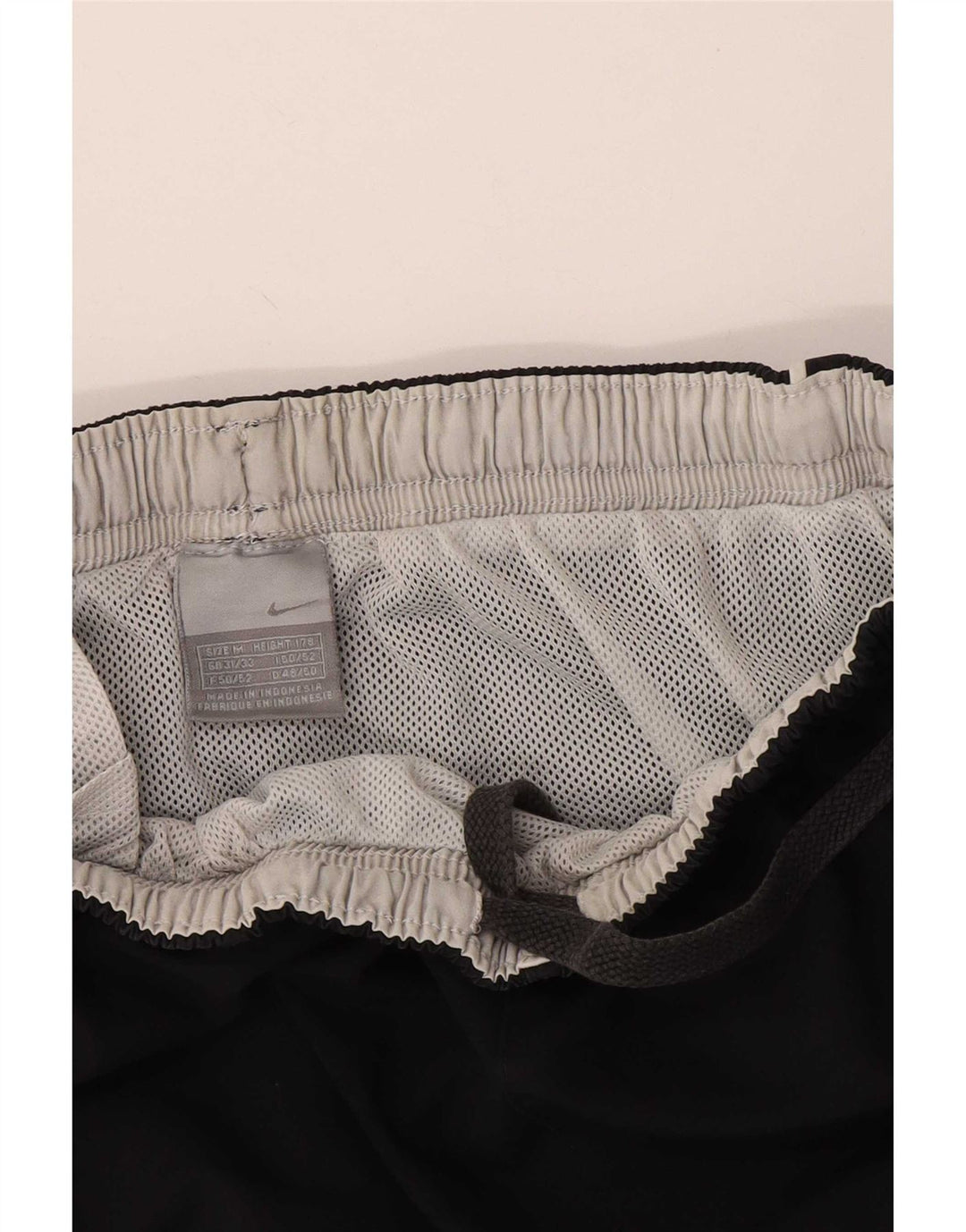 Pantaloni scurti sport Nike pentru femei UK 12 Poliester mediu negru