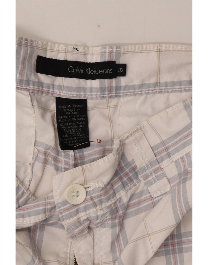 Pantaloni scurți cargo pentru bărbați CALVIN KLEIN W32, bumbac alb mediu cu carouri