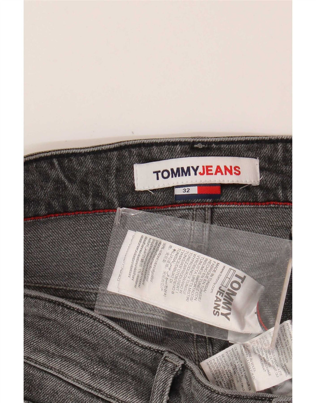 Pantaloni scurți din denim pentru bărbați Tommy Hilfiger W32 bumbac gri mediu