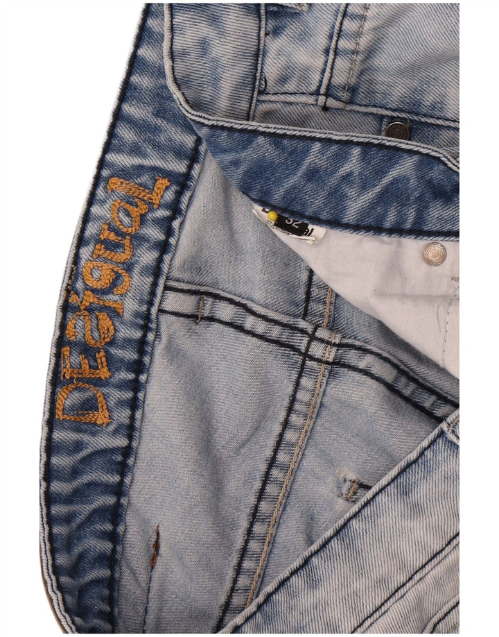 Pantaloni scurți Desigual pentru bărbați din denim distressed W32 Medium Blue