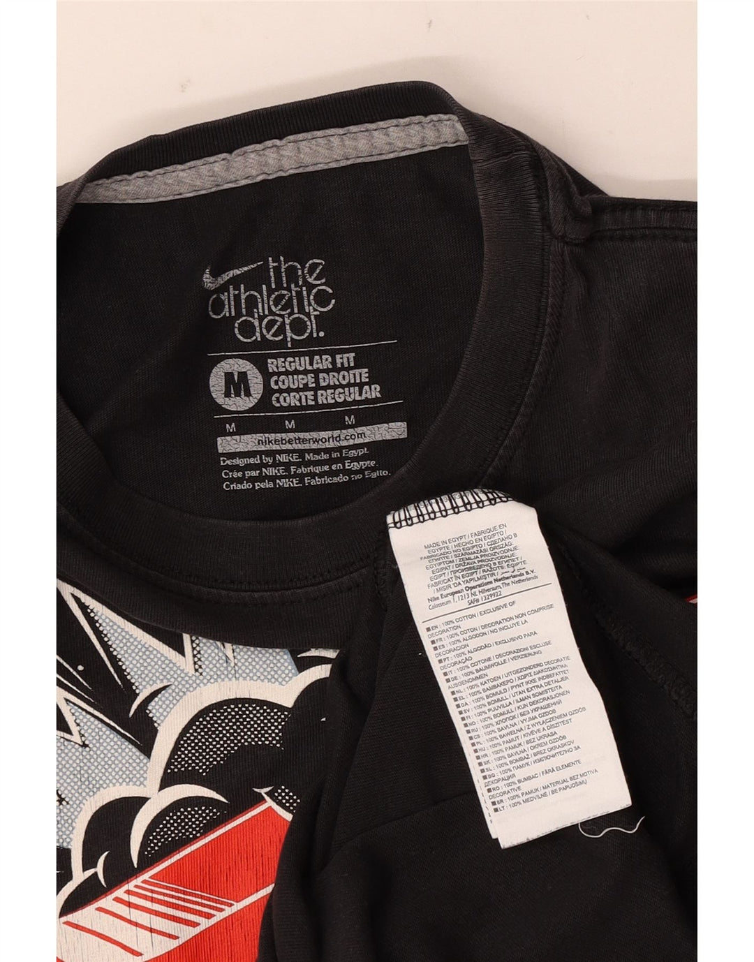 Tricou grafic pentru bărbați Nike Regular Fit Top, bumbac mediu negru