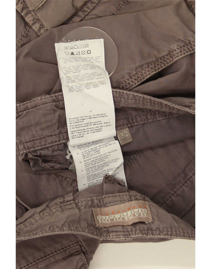 Pantaloni scurți cargo Napapijri pentru bărbați W32, gri mediu