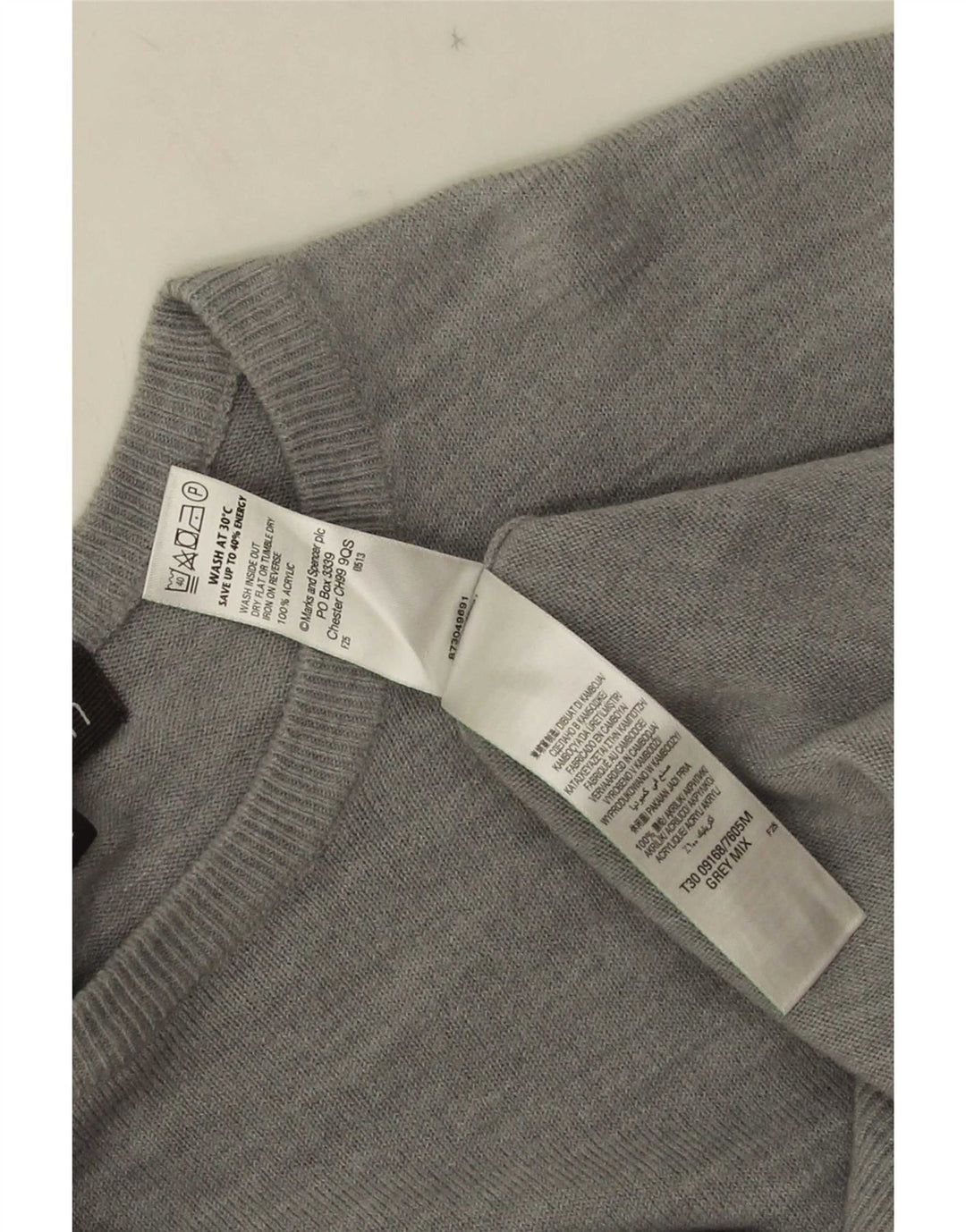 Pulover pentru bărbați Marks & Spencer cu gât roșu mare, gri acrilic