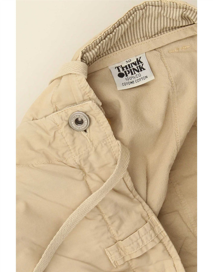 Pantaloni scurți cargo pentru bărbați Think Pink IT 50 Large W34 Beige Bumbac