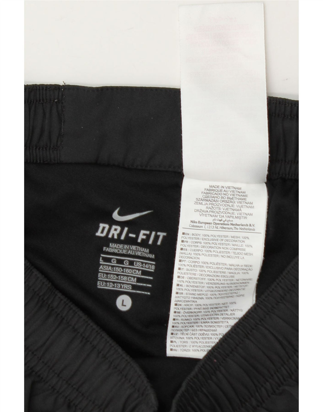 NIKE Boys Juventus Sport Shorts 12-13 Years Large Black Polyester Vintage Nike and Second-Hand Nike from Messina Hembry 