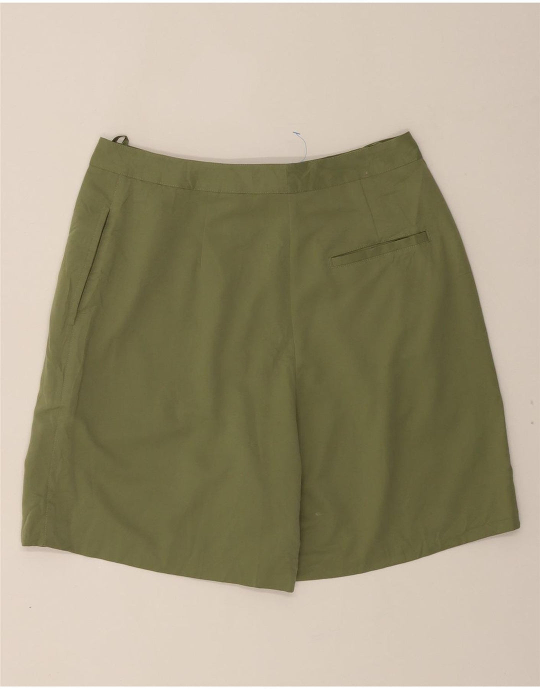 IZOD Womens Hiking Casual Shorts US 12 Large W30  Green Polyester Vintage Izod and Second-Hand Izod from Messina Hembry 