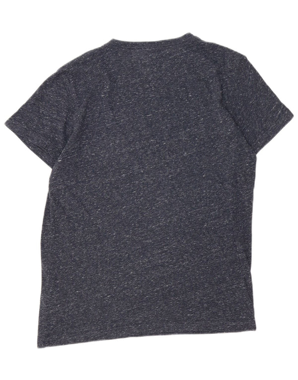 Tricou cu grafic Tommy Hilfiger pentru bărbați Top mediu albastru bleumarin din poliester pătat