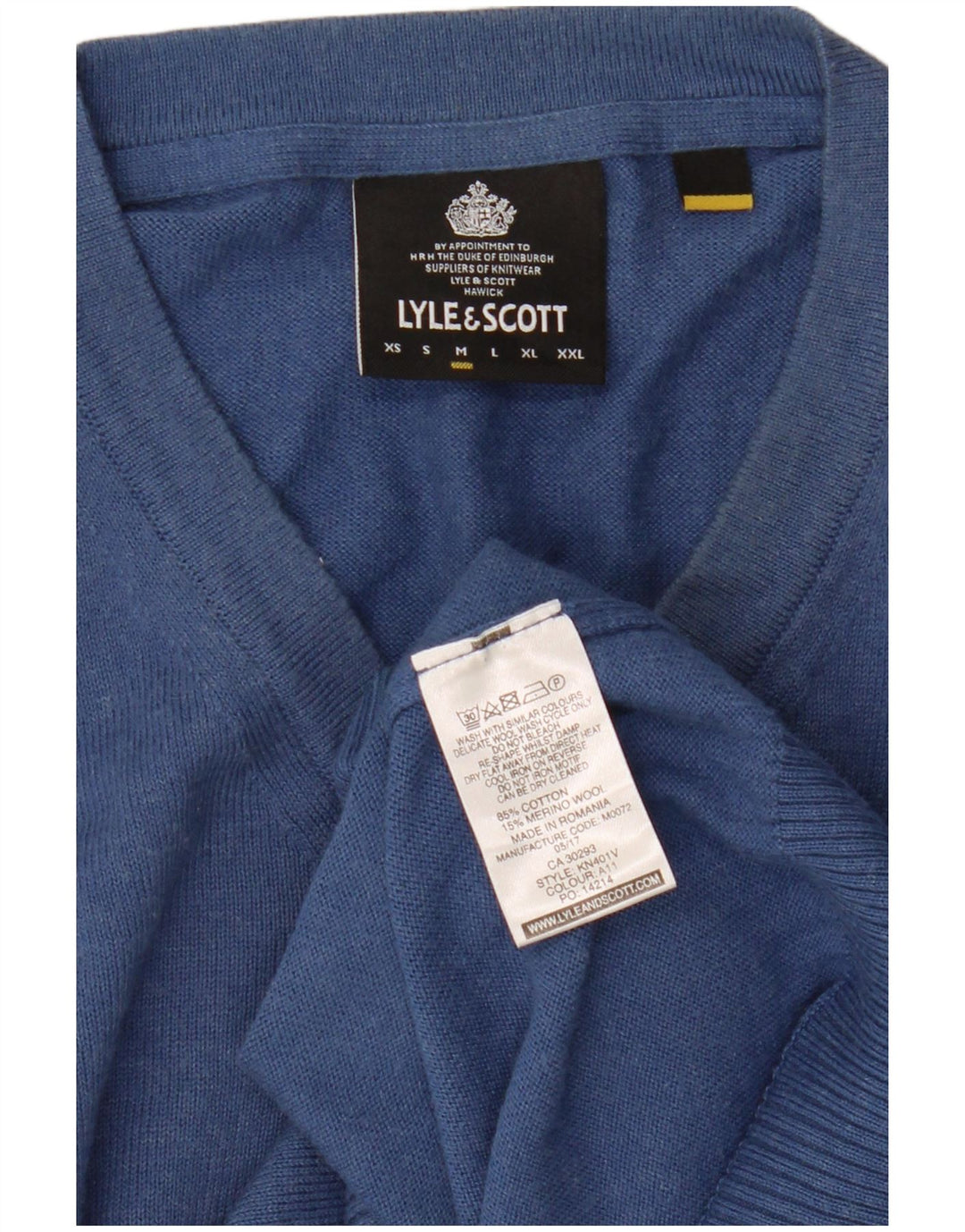 Pulover cu decolteu în V Lyle & Scott pentru bărbați, bumbac albastru mediu