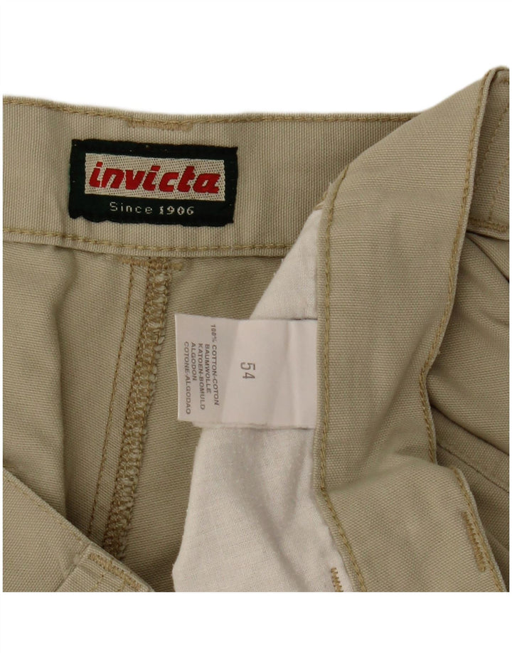 Pantaloni scurți cargo pentru bărbați Invicta IT 54 2XL W36 bumbac bej