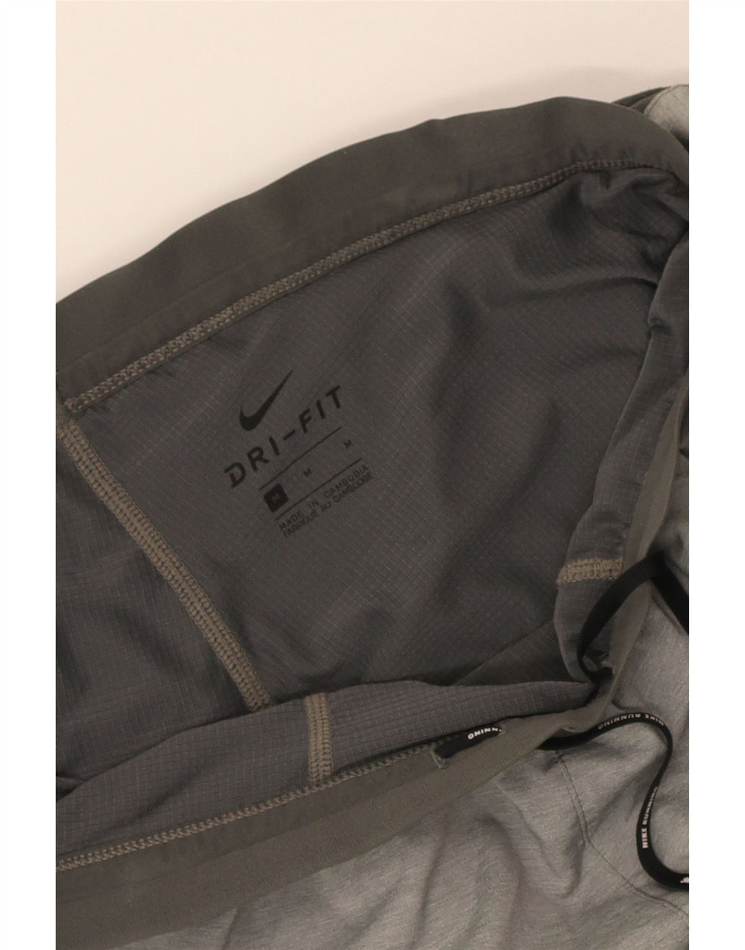Pantaloni scurți sport Nike Dri Fit pentru bărbați, gri mediu