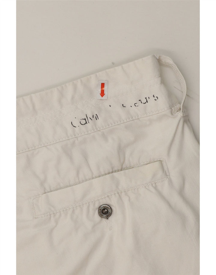 CALVIN KLEIN Womens Chino Shorts W34 Large White Vintage Calvin Klein and Second-Hand Calvin Klein from Messina Hembry 