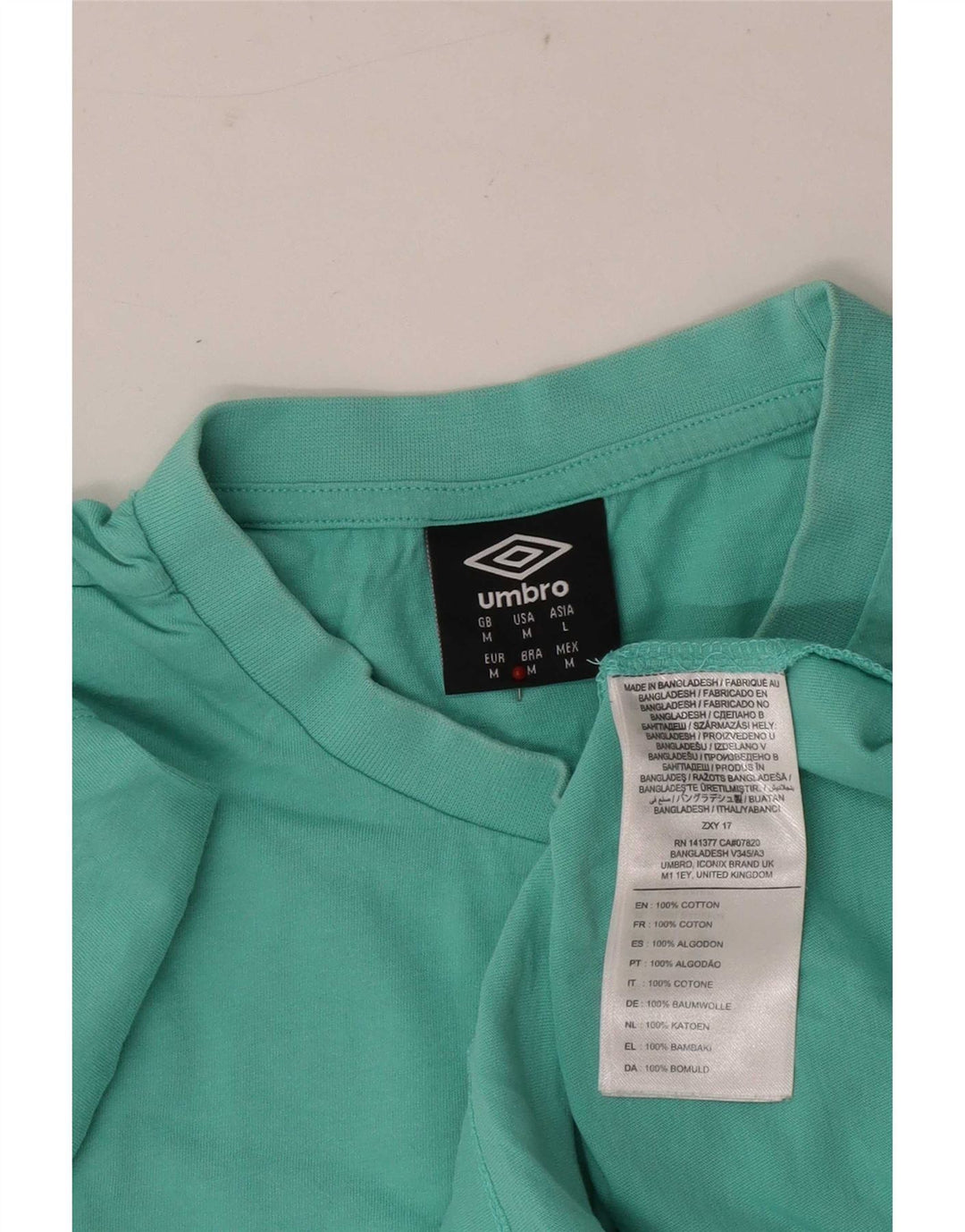 Tricou grafic pentru bărbați Umbro Top din bumbac verde mediu
