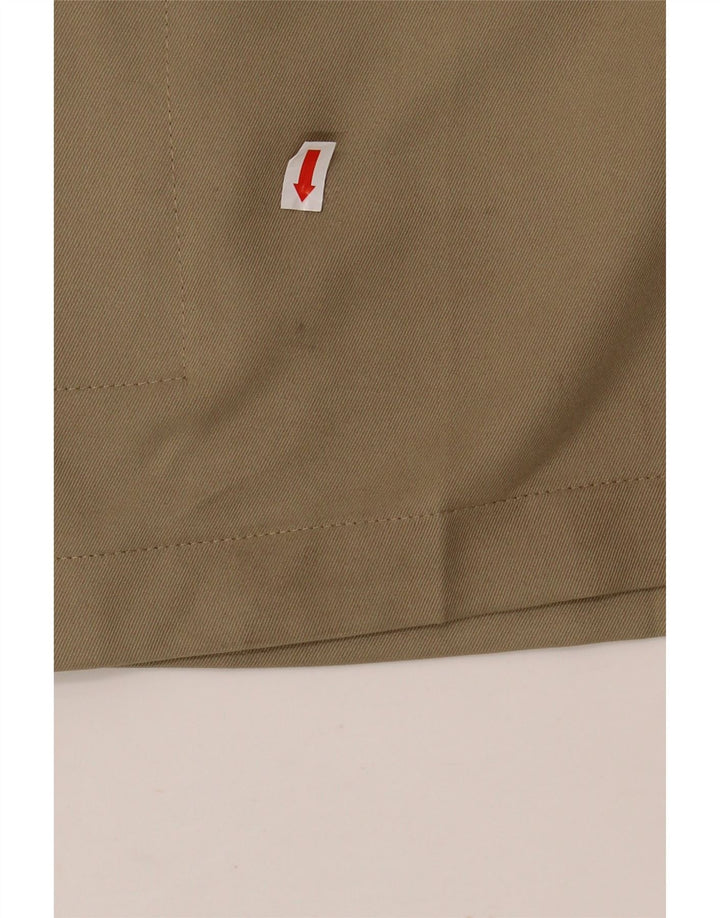 Pantaloni scurți pentru bărbați Izod Classic Fit Cargo W34 Large Kaki Poliester