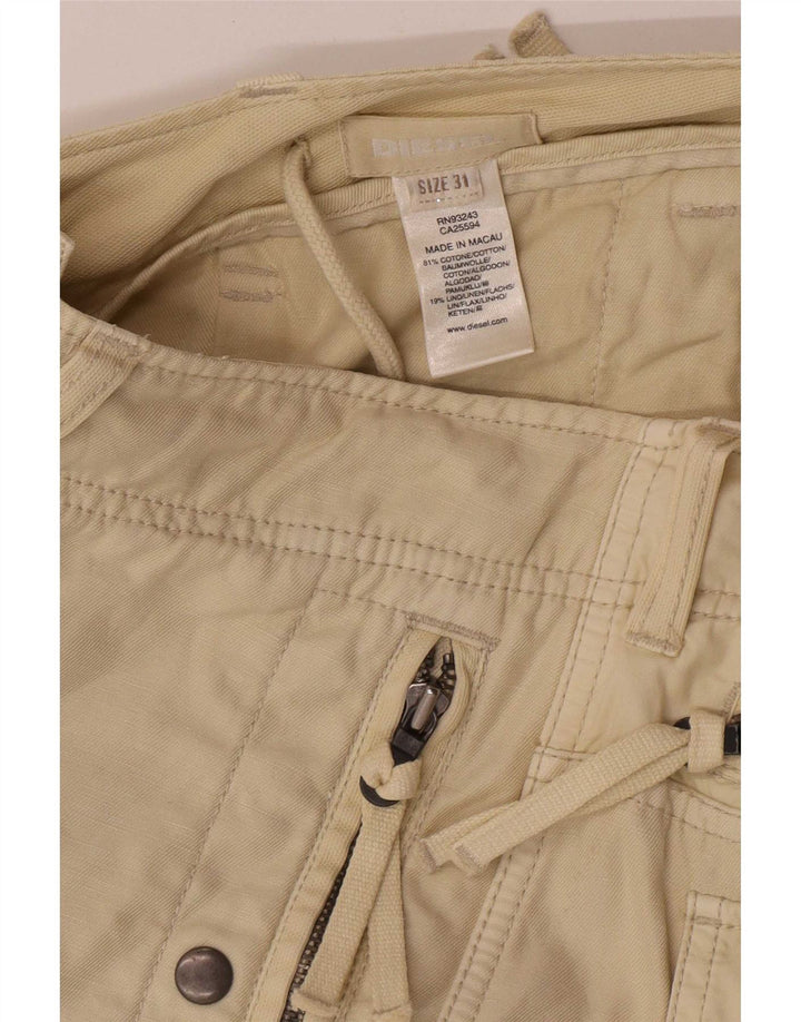 Pantaloni capri cargo pentru femei Diesel W31 L21 bumbac bej