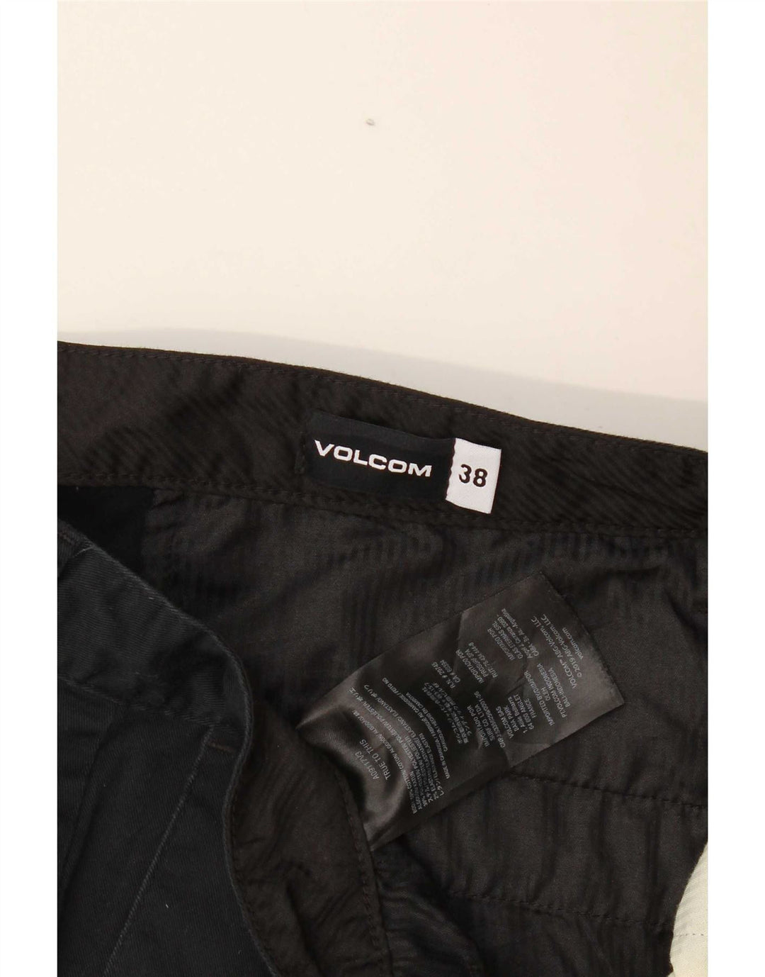 Pantaloni scurți chino pentru bărbați Volcom W38 XL, bumbac negru