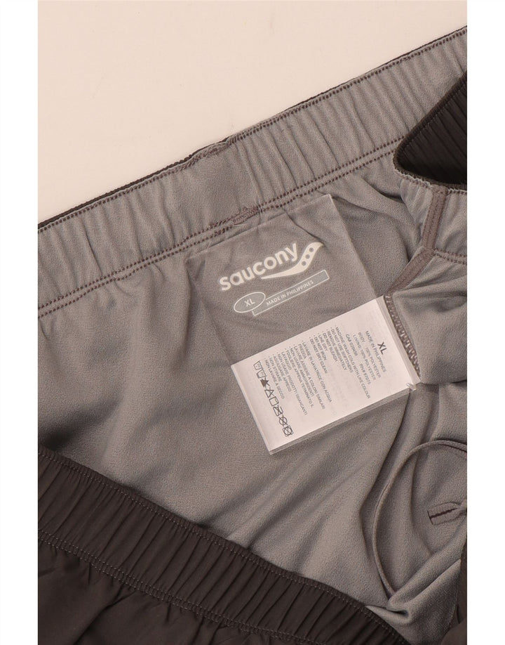 Pantaloni scurți sport Saucony pentru bărbați XL poliester gri