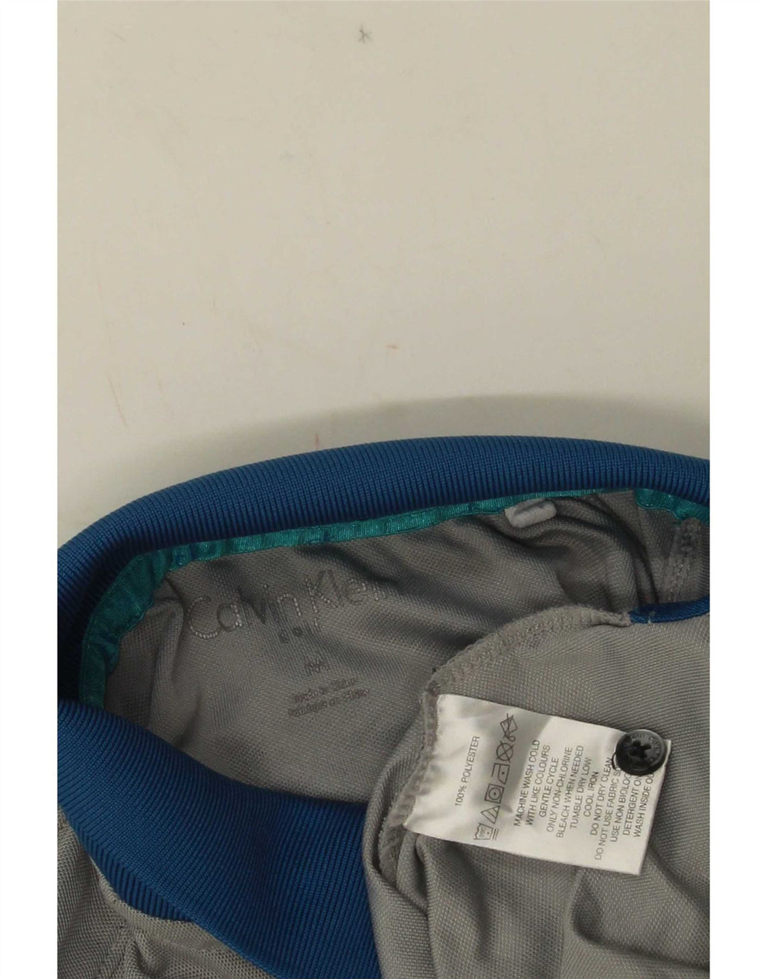 Cămașă polo Calvin Klein pentru bărbați, gri mediu, poliester color bloc
