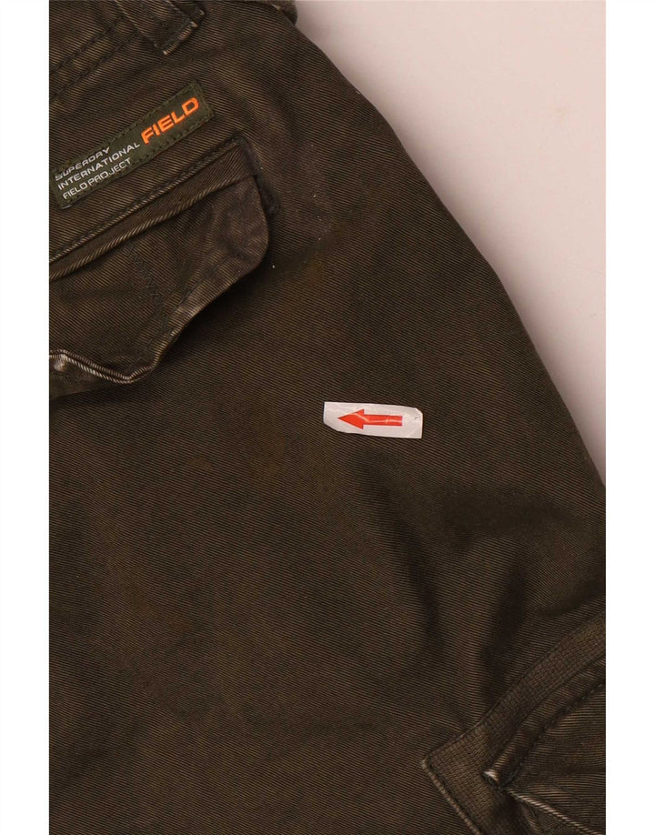 Pantaloni scurti cargo Superdry pentru bărbați W32, bumbac mediu kaki