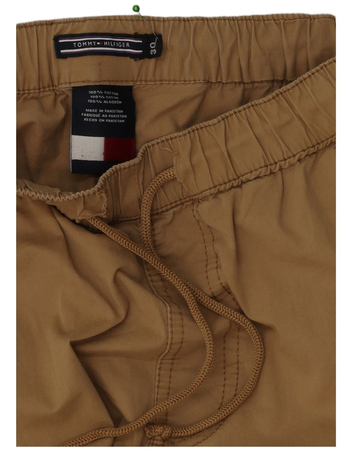 Bermude pentru bărbați Tommy Hilfiger W30, bumbac maro mediu