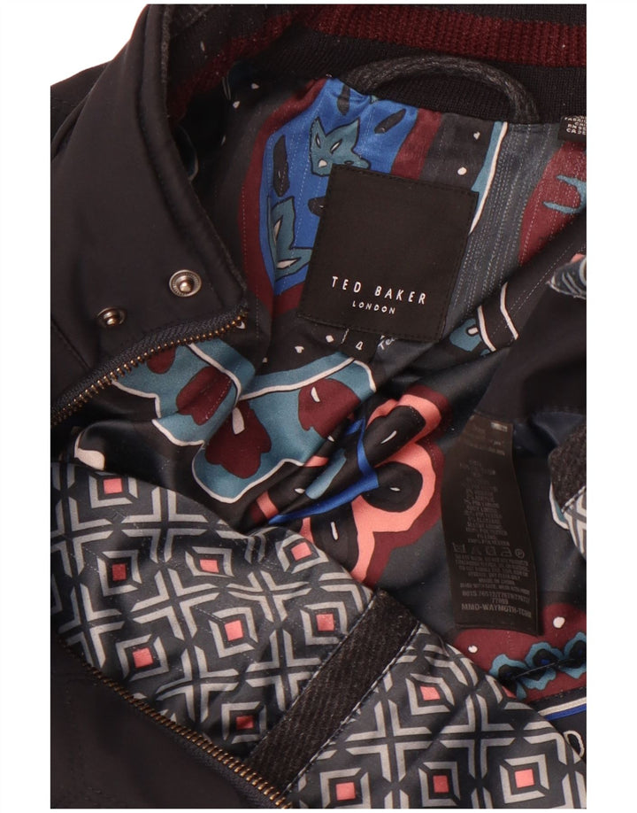 Jachetă matlasată pentru bărbați Ted Baker Mărimea 4 Poliester negru mare