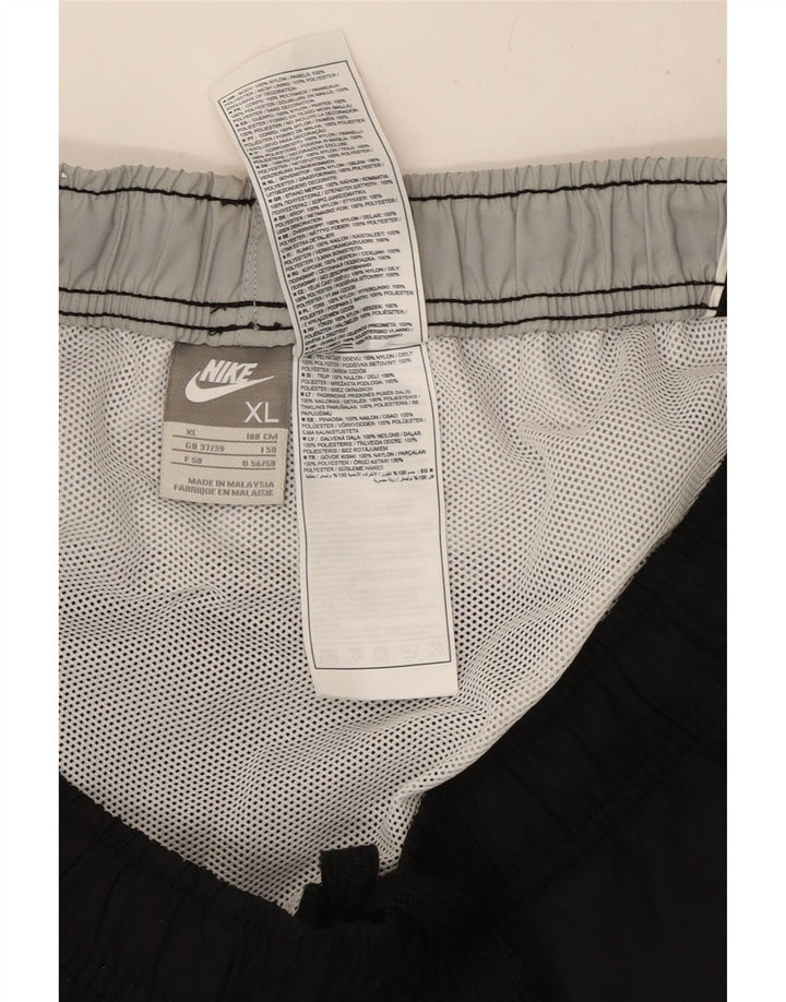 Pantaloni scurți sport Nike pentru bărbați XL, negru, poliester color bloc