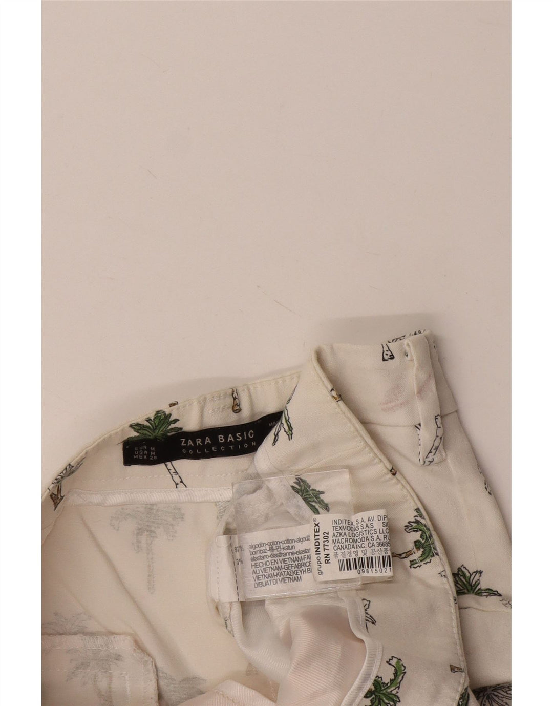 Pantaloni scurți chino pentru femei Zara Medium W28 Bumbac Floral Alb