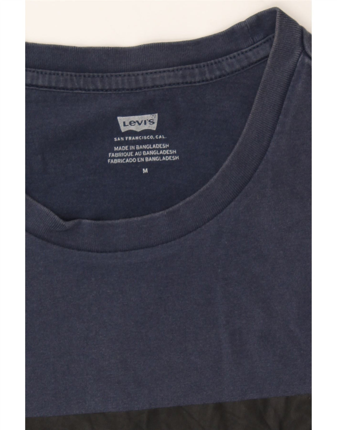 LEVI'S Mens Graphic T-Shirt Top Medium Navy Blue Cotton Vintage Levi's and Second-Hand Levi's from Messina Hembry 