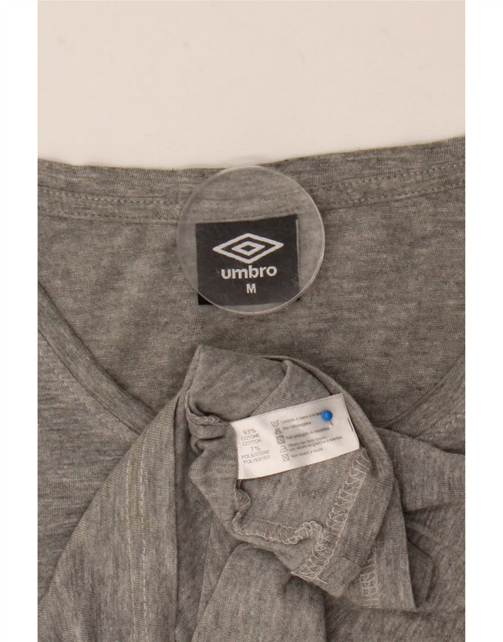 Tricou grafic pentru bărbați Umbro Top din bumbac cu pete gri mediu