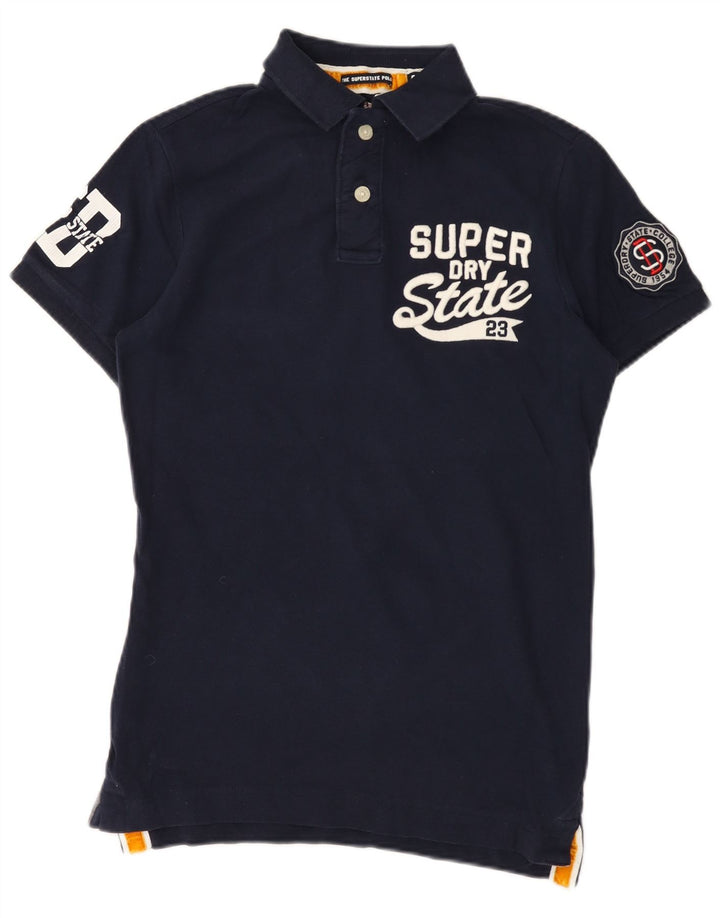 Tricou polo grafic rugby Superdry pentru bărbați, albastru bleumarin mediu