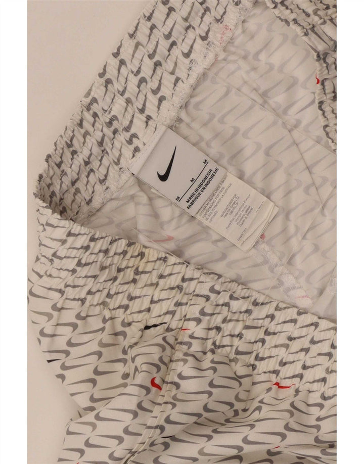 Pantaloni scurți sport grafic Nike pentru bărbați, poliester alb mediu