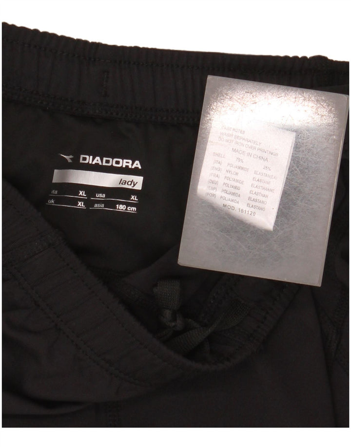 Pantaloni scurti sport Diadora pentru femei UK 18 XL poliamidă neagră