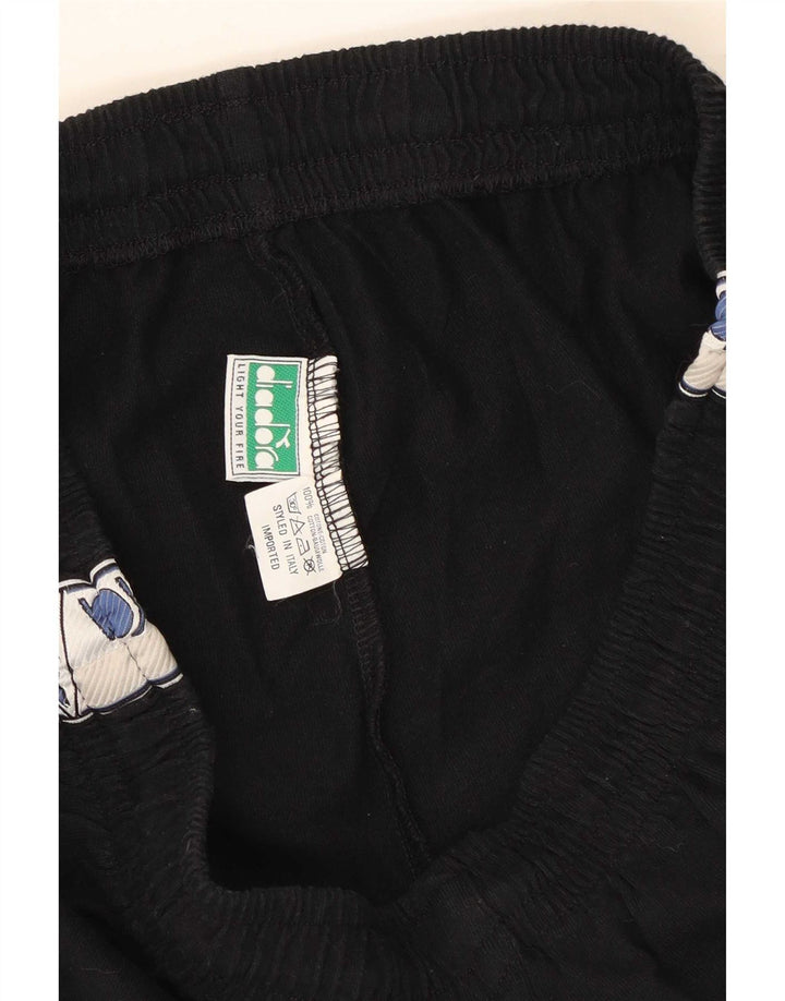 Pantaloni scurți sport grafic Diadora pentru bărbați, medii, negru, poliester color bloc