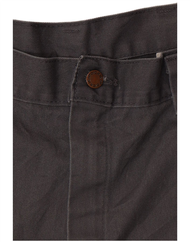 Pantaloni scurți cargo pentru bărbați DICKIES W38 XL gri