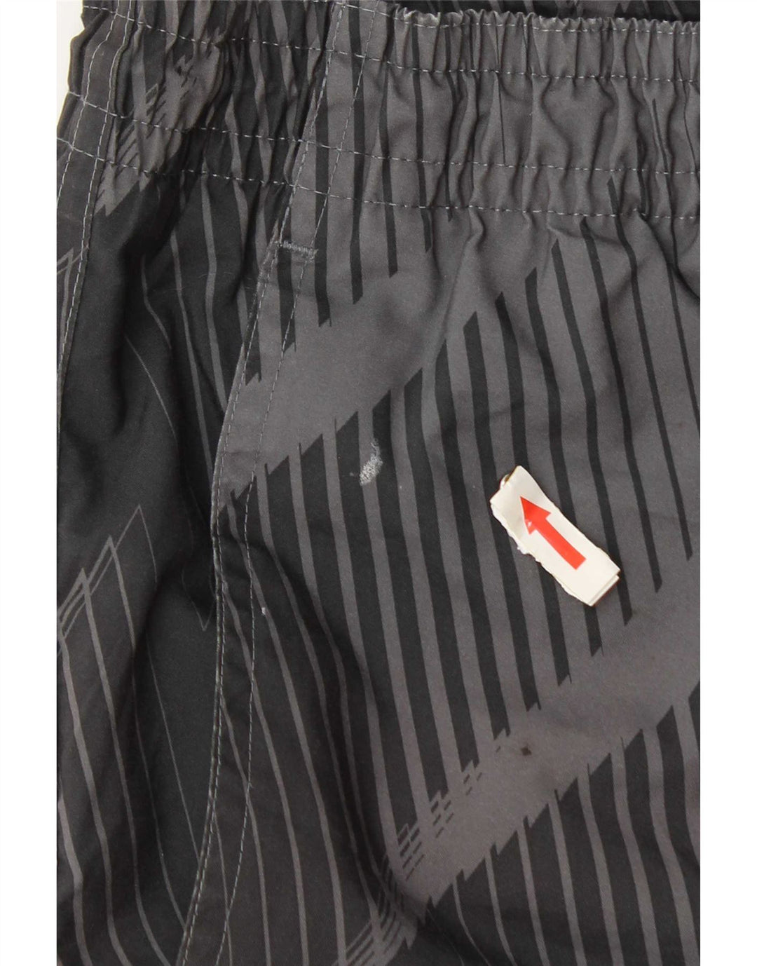 Pantaloni scurți sport Nike pentru bărbați Marea Britanie 26/28 Poliester geometric geometric, gri mic