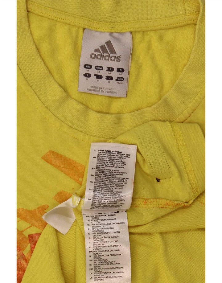 Tricou grafic Adidas pentru bărbați Top din bumbac galben mediu