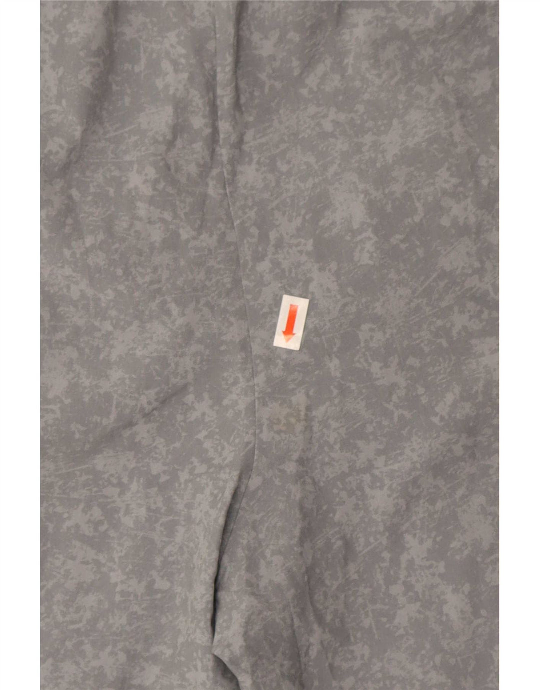 Pantaloni scurți sport Asics pentru bărbați, poliester camuflaj, gri mediu