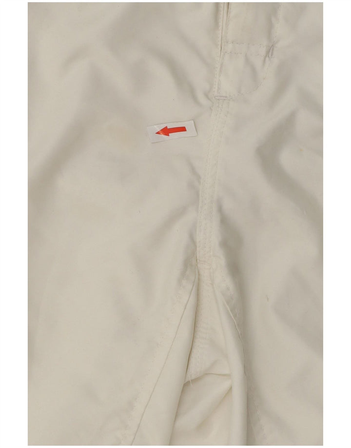 Pantaloni scurți de înot grafic Nike pentru bărbați, poliester geometric alb mediu