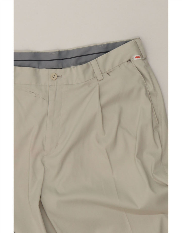 NIKE Mens Dri Fit Straight Chino Trousers W36 L30 Off White Polyester Vintage Nike and Second-Hand Nike from Messina Hembry 