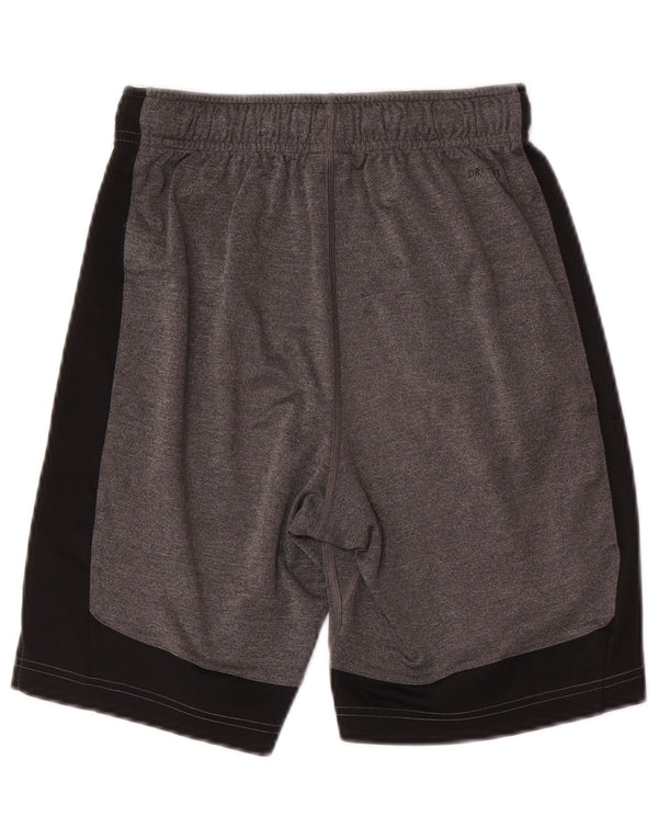 Pantaloni scurți sport Nike Dri Fit pentru băieți 11-12 ani, gri mediu, color block
