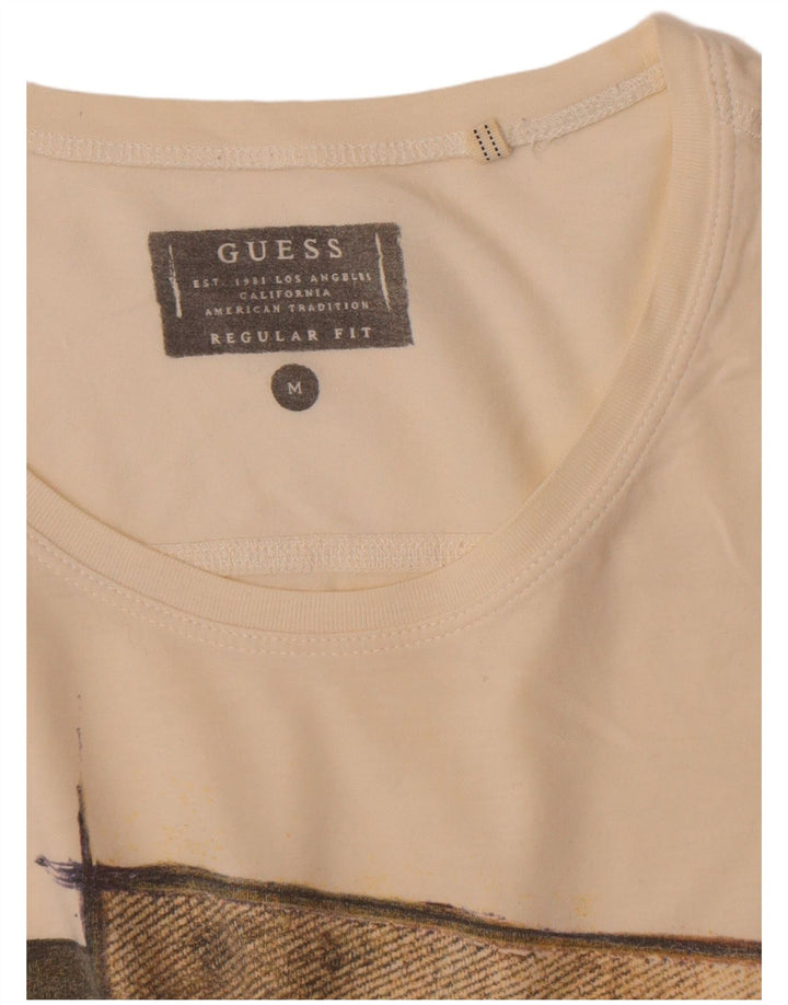 Tricou grafic Guess pentru bărbați, cu croială obișnuită, de top mediu alb