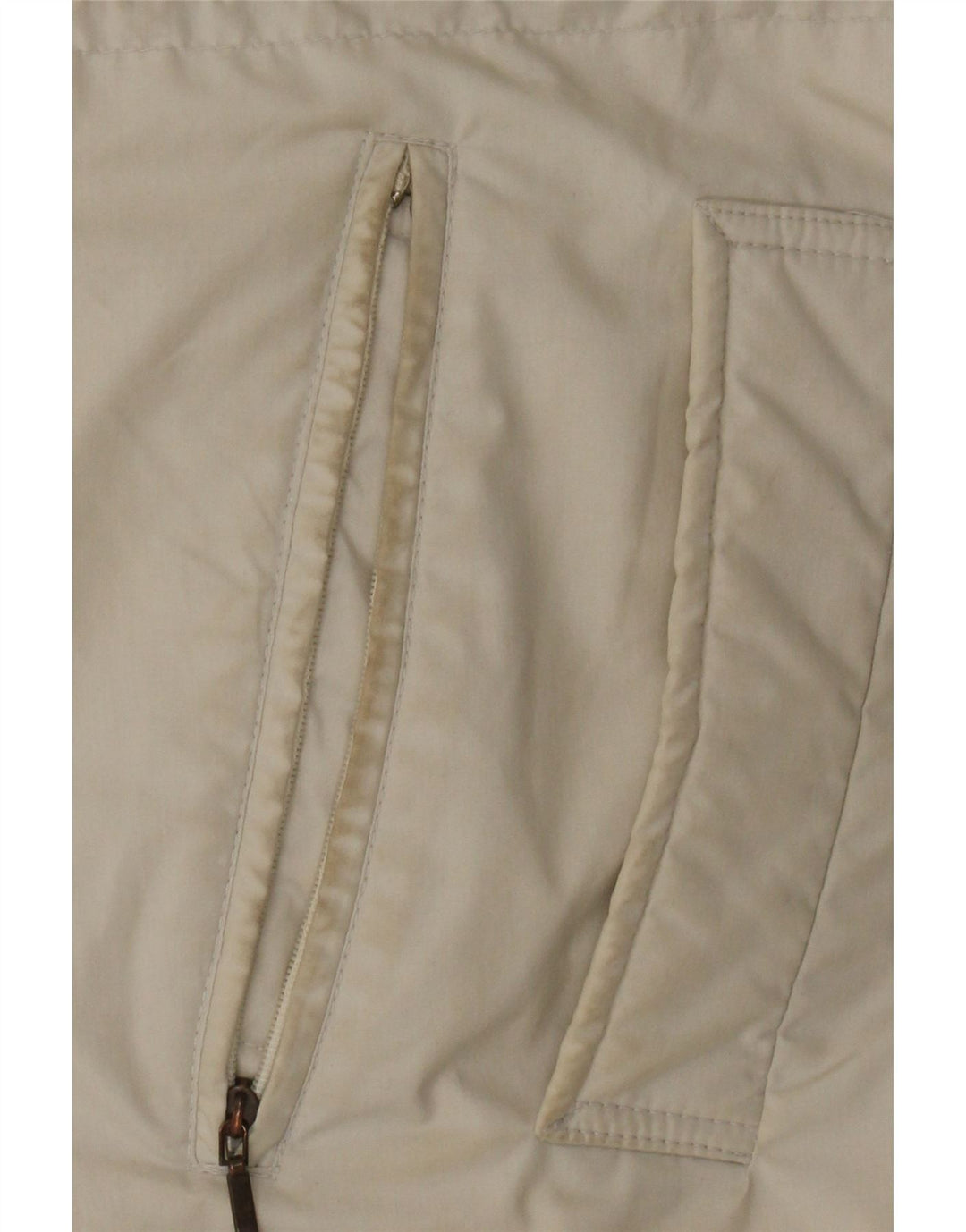 VINTAGE Mens Loose Fit Padded Jacket UK 38 Medium Off White Polyester Vintage Vintage and Second-Hand Vintage from Messina Hembry 