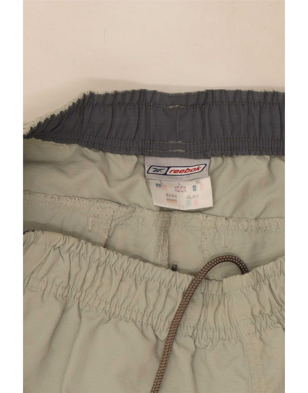 Pantaloni scurți sport Reebok pentru bărbați, mari, gri