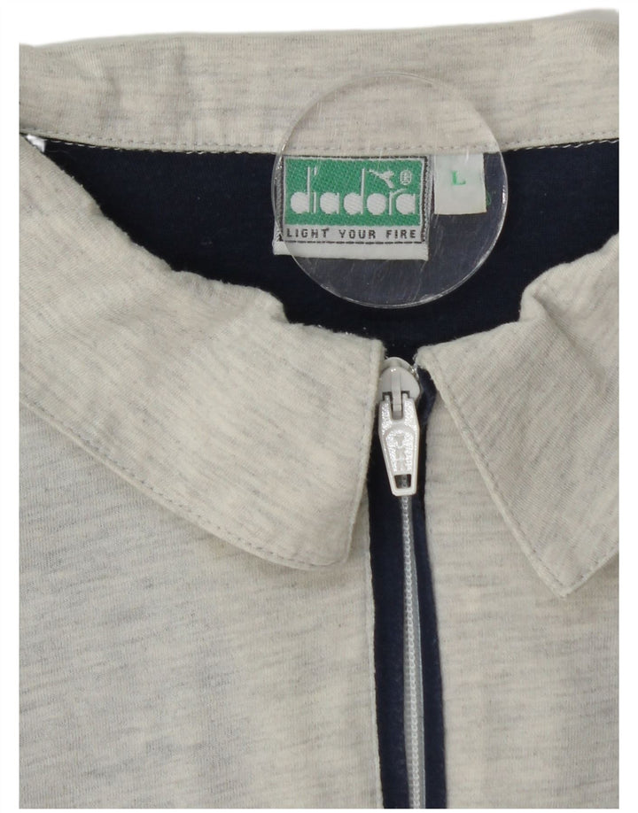 Tricou polo pentru bărbați DIADORA cu grafică mare, din bumbac colorblock, albastru bleumarin