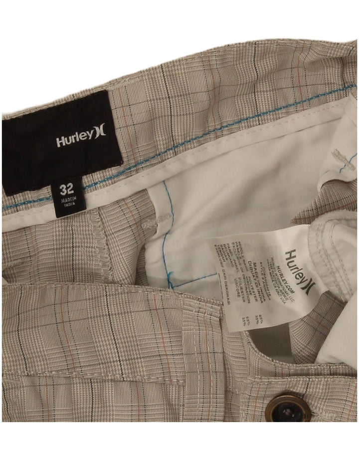 Pantaloni scurți cargo Hurley pentru bărbați W32, poliester cu carouri, gri mediu