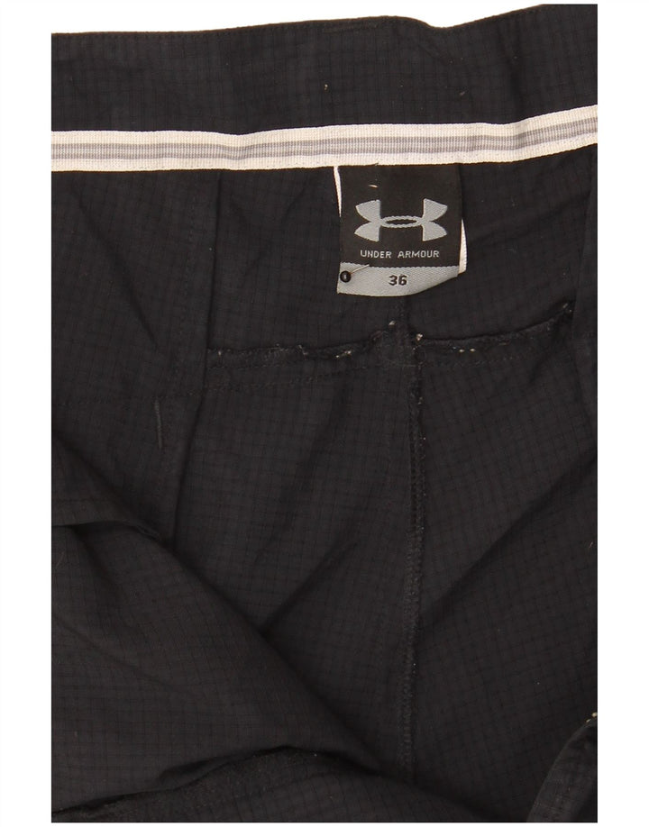 Pantaloni scurți cargo Under Armour pentru bărbați W36 Large Black Check