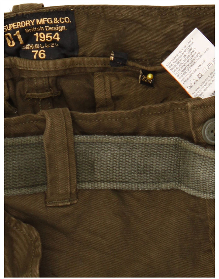 Pantaloni scurti cargo Superdry pentru bărbați W32, bumbac mediu kaki