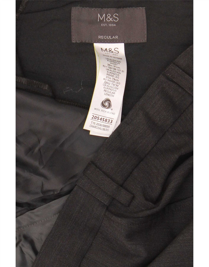 Pantaloni de costum pentru bărbați Marks & Spencer, cu tăiere obișnuită, L36 L31 Lână gri