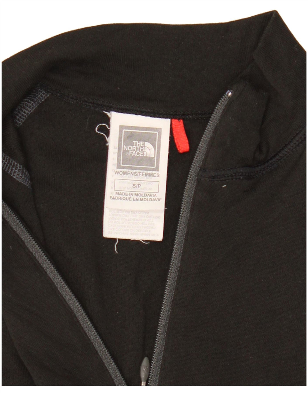 Top de trening The North Face pentru femei, cu fermoar și gât, negru